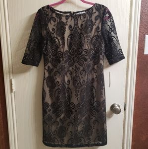 4/$25🌻Sandra Darren Black lace dress.